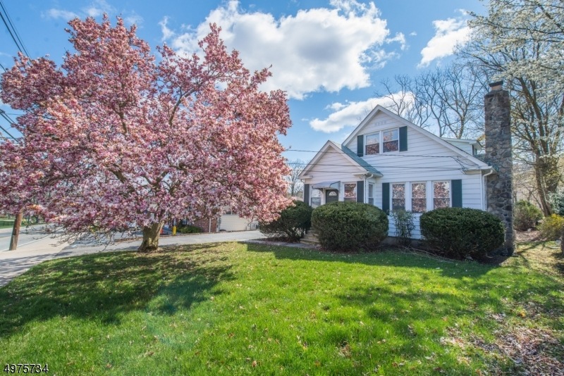 23 Mohawk Ave, Sparta, NJ 07871 - photo 1