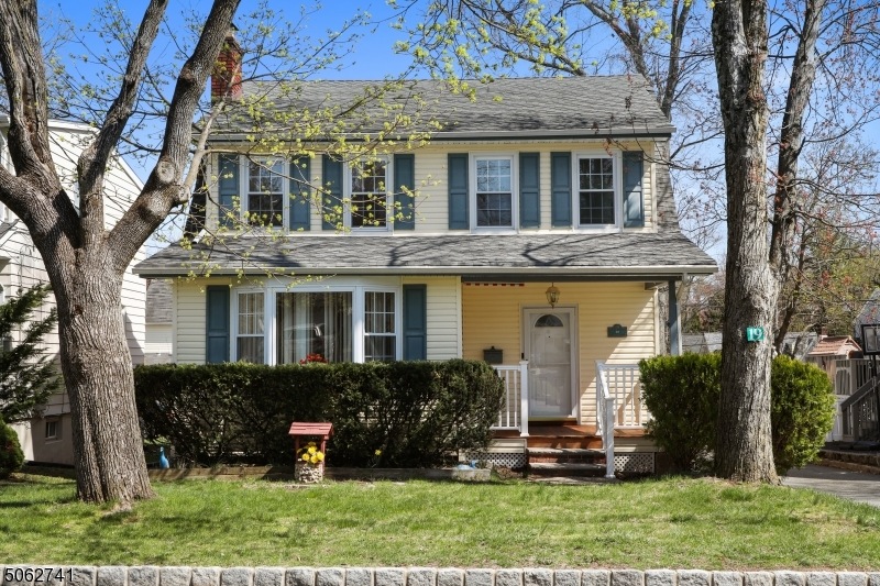 19 Mount Pleasant Pkwy, Livingston, NJ 07039 - photo 1