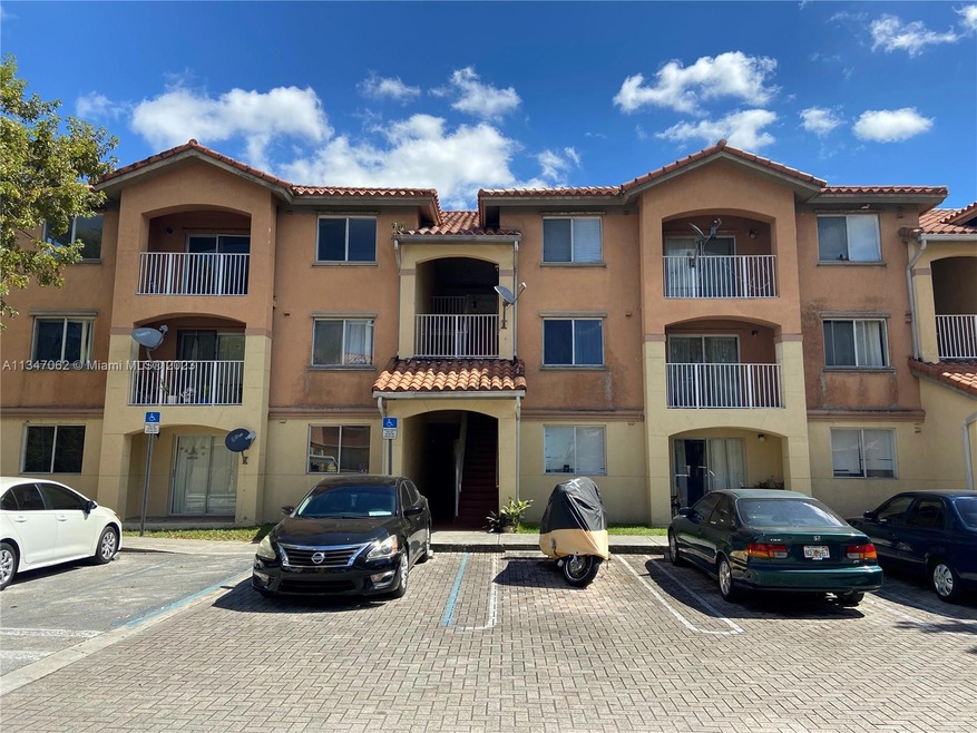 17622 NW 25th Ave unit 303, Miami Gardens, FL 33056 - photo 1