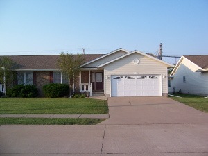 1310 3rd Street, Durant, IA