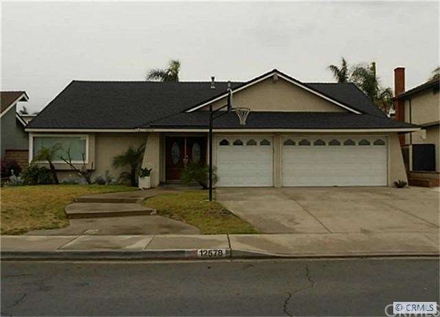 Front of home, great curb appeal!