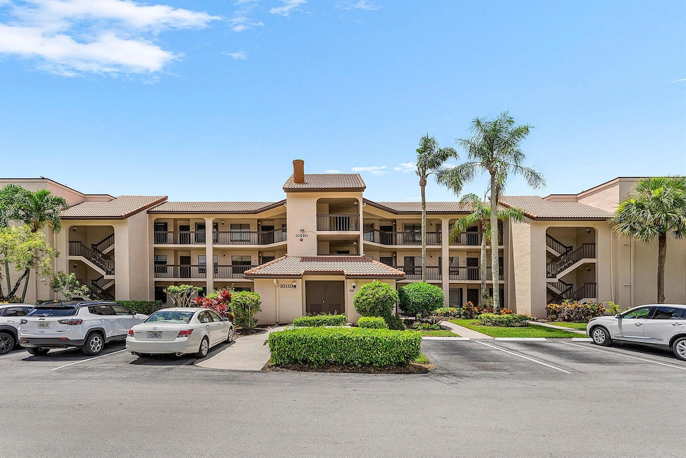 10110 Cedar Point Blvd unit 2030, Boynton Beach, FL 33437 - photo 1