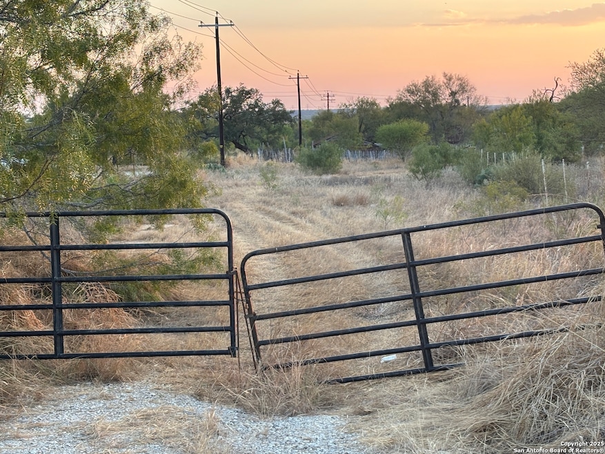 640 County Road 417, McCoy, TX 78113 - photo 1