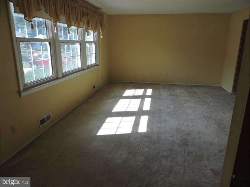 205 Rabbit Run Rd, Cherry Hill, NJ 08003 - photo 1