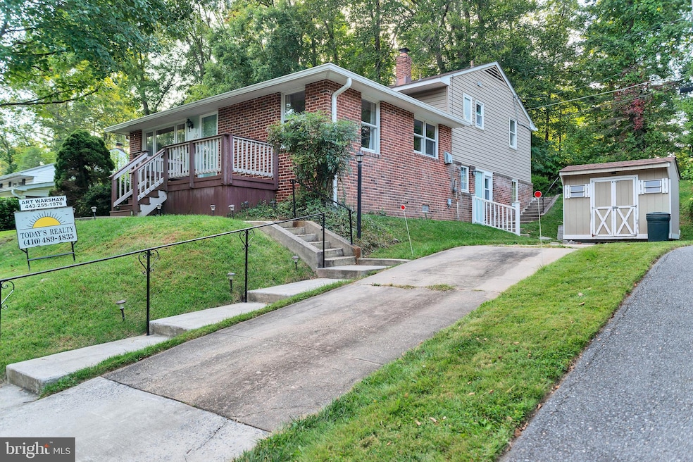 212 Elpin Dr W, Catonsville, MD 21228 - photo 1