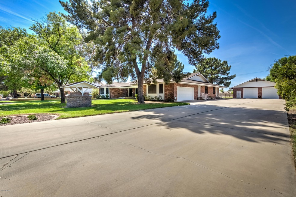 1738 S Los Alamos-7