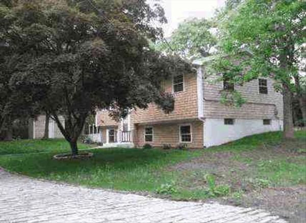 488 Edgartown Vineyard Haven Rd, Tisbury, MA 02568 - photo 1