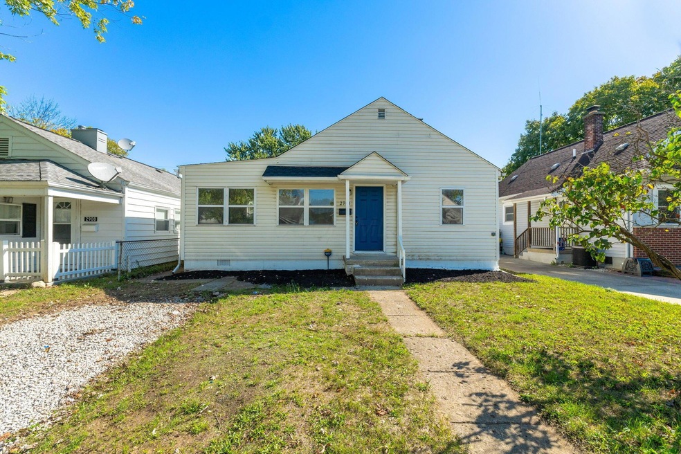2904 Hiawatha St (Exterior-1