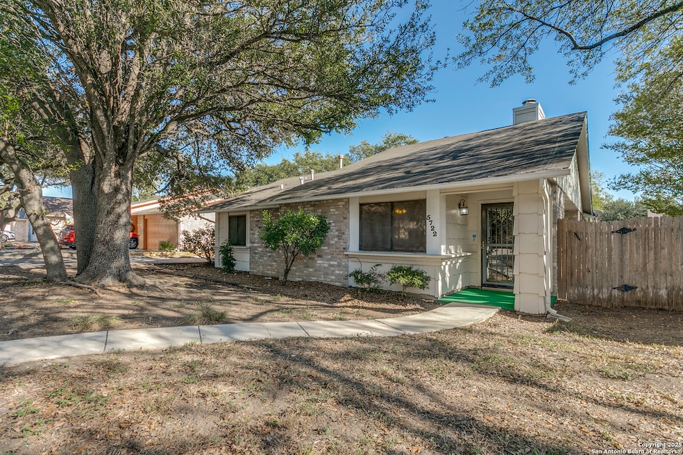 5722 Larkdale Dr, San Antonio, TX 78233 - photo 1