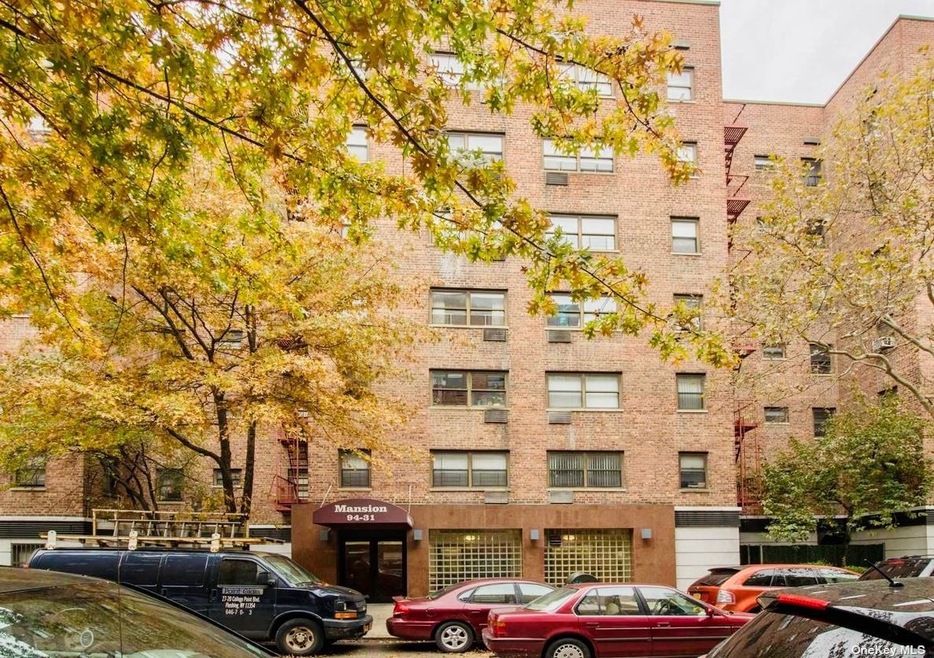 9431 60th Ave unit 4L, Elmhurst, NY 11373 - photo 1