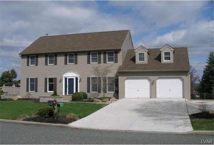 5523 Reid Ln, Allentown, PA 18104 - photo 1