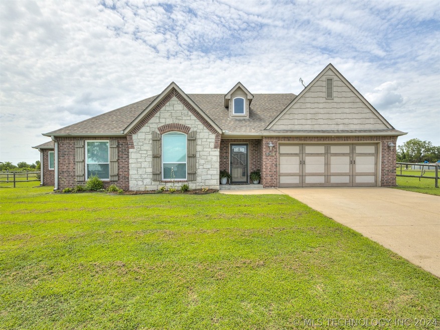 17130 Highland Dr, Claremore, OK 74017 - photo 1