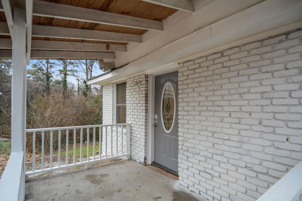 770 Mary Ln, Marietta, GA 30062 - photo 1