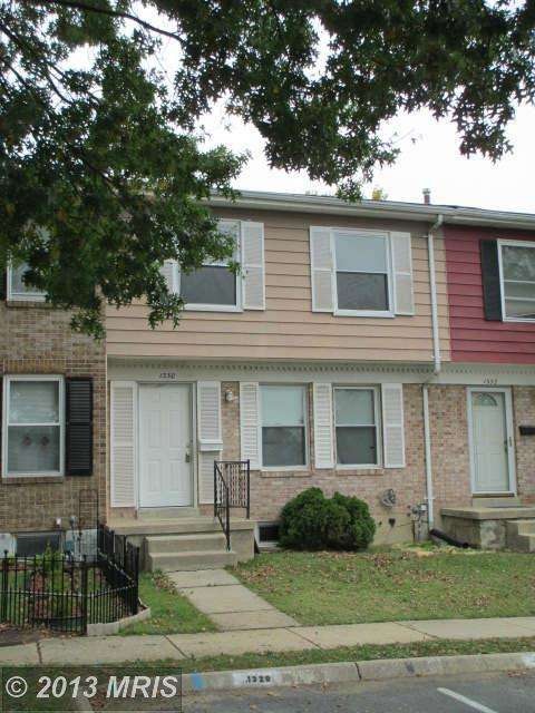 1330 Harford Square Dr, Edgewood, MD 21040 - photo 1
