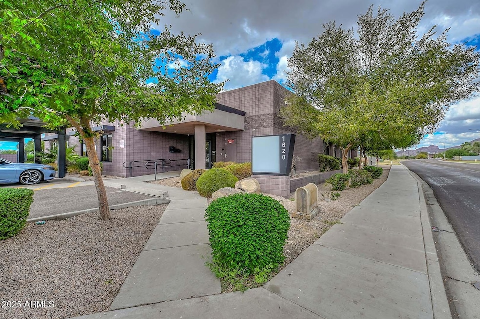 1620 N 48th St, Phoenix, AZ 85008 - photo 1