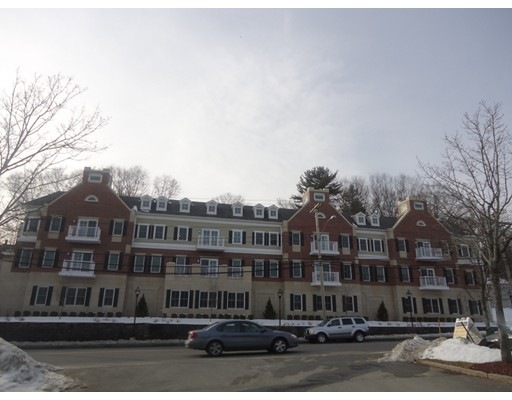 235 Cambridge St unit 203, Burlington, MA 01803 - photo 1