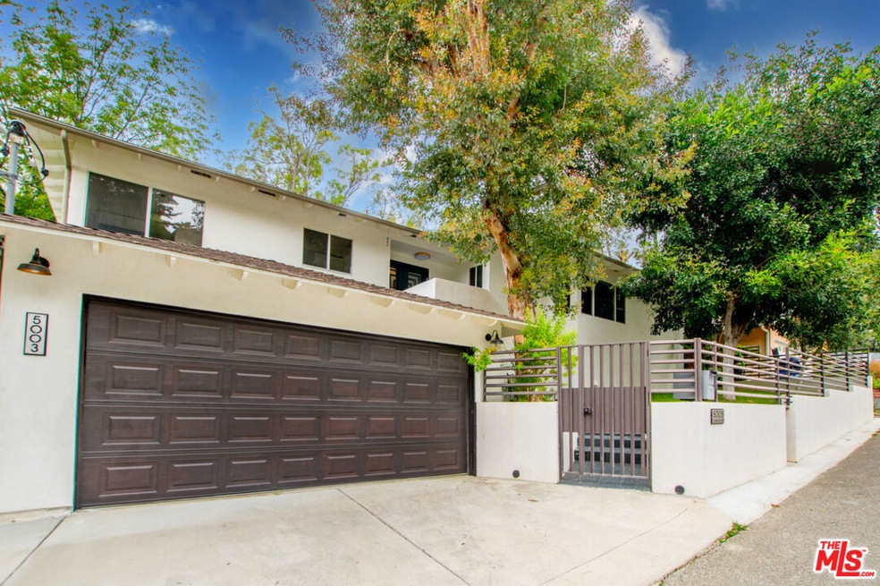 5005 Calderon Rd, Woodland Hills, CA 91364 - photo 1