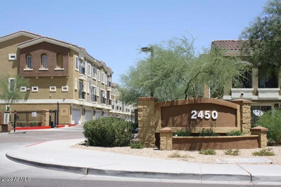 2450 Glenrosa