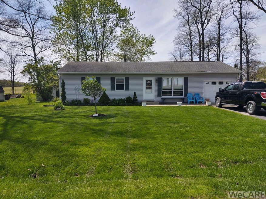 14391 Woodland Dr, Wapakoneta, OH 45895 - photo 1