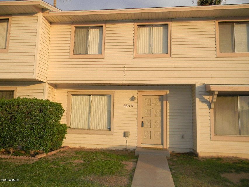 1095 E Fremont Drive 058