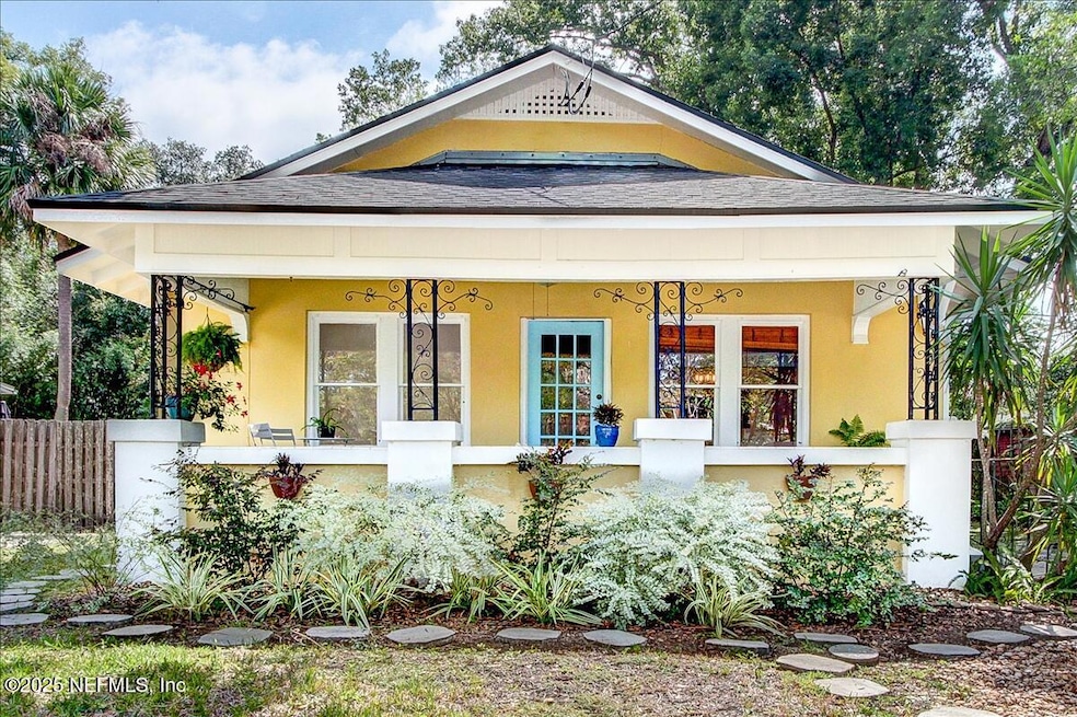 For Sale $433,900 • Co-Listing Agent