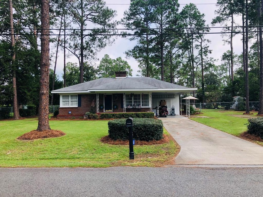 143 Atlantic Ave, Fitzgerald, GA 31750 - photo 1