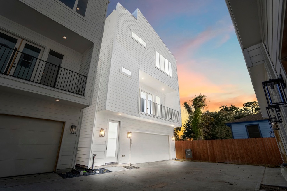 4806 Gano St unit A, Houston, TX 77009 - photo 1