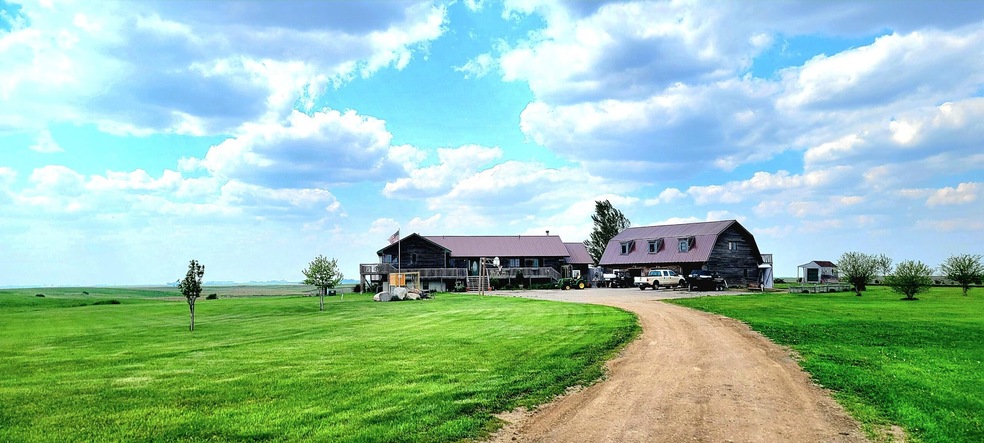 For Sale $1,299,900 • Co-Listing Agent