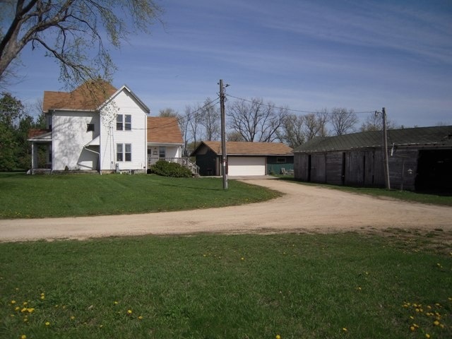 1722 S Fish Hatchery Rd, Fitchburg, WI 53575 - photo 1