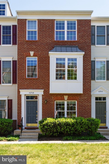 42768 Atchison Terrace, Chantilly, VA 20152 - photo 1