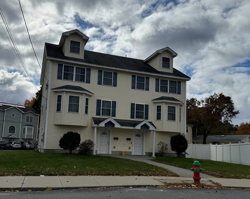 18 Ferry St unit 2, Lawrence, MA 01841 - photo 1