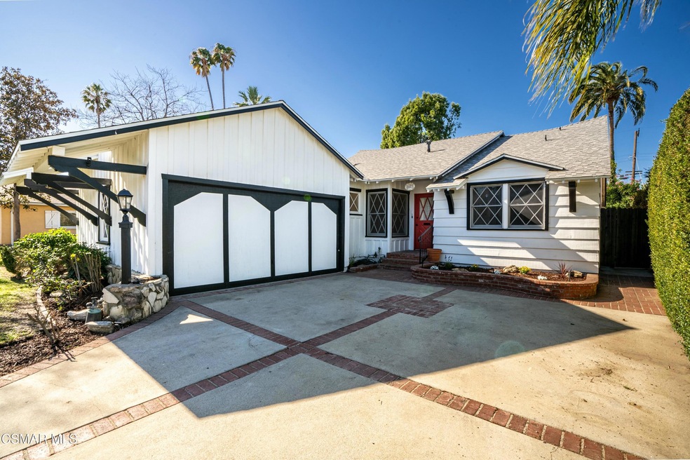 Sold $1,488,000 • Co-Listing Agent