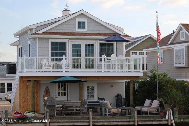 Lagoon Living at it's best!