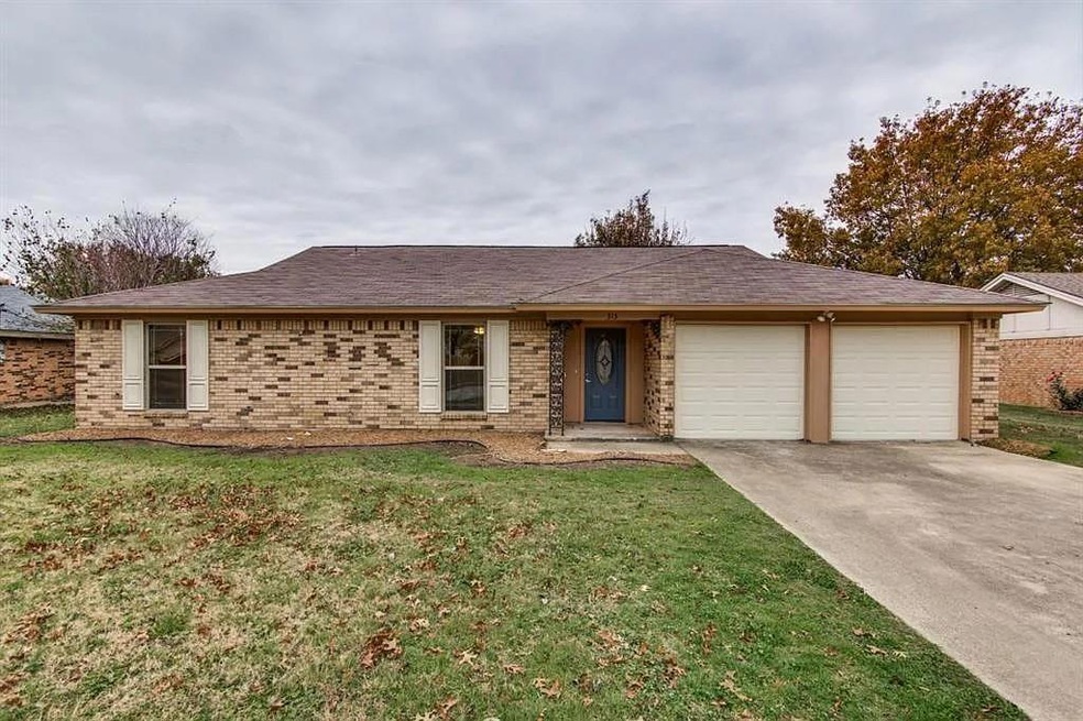 313 Mountainview Dr, Hurst, TX 76054 - photo 1