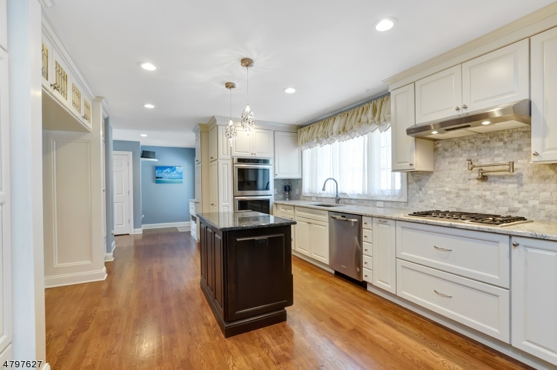 140 Douglass Ave, Bernardsville, NJ 07924 - photo 1