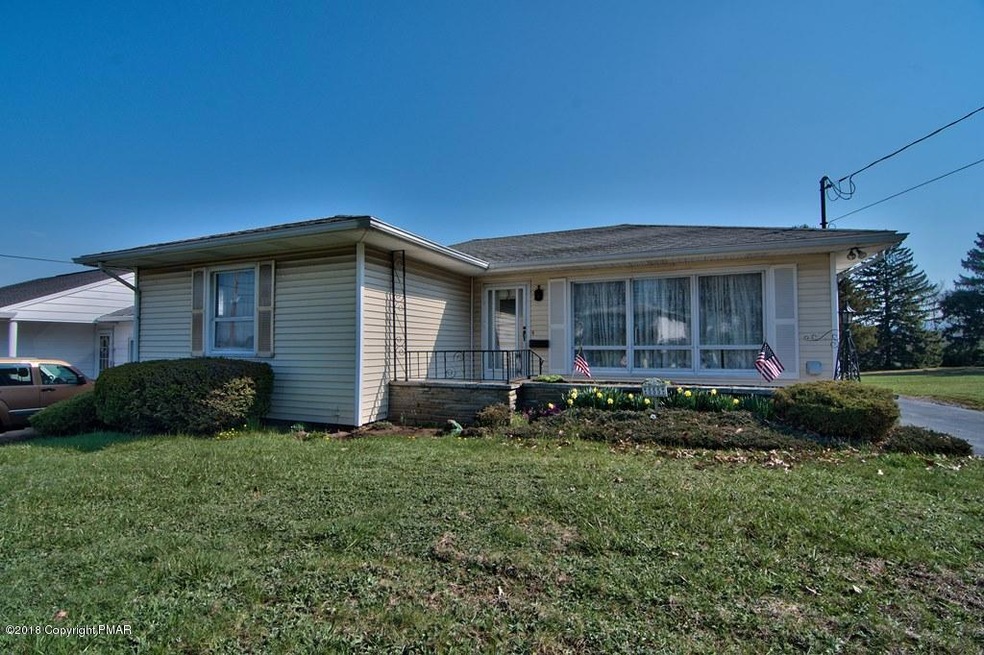 555 Suscon Rd, Pittston, PA 18640 - photo 1