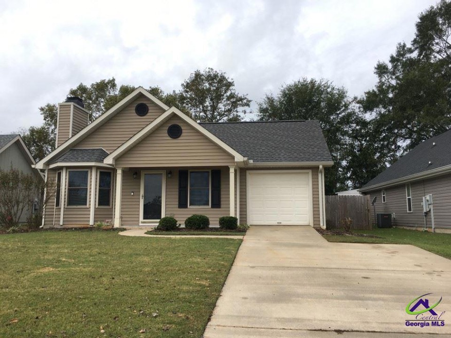 116 Country Walk, Warner Robins, GA 31088 - photo 1