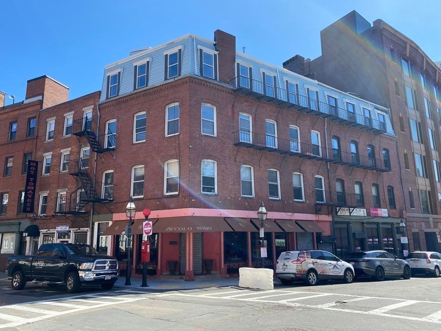 Sold $1,220,000 • Co-Listing Agent