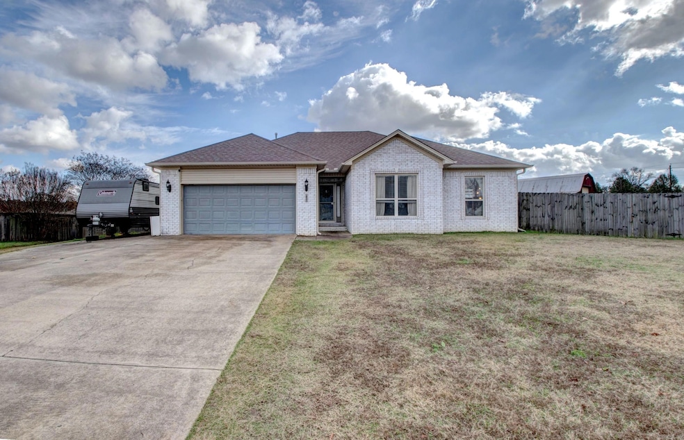 61 Thunderbird Dr, Cabot, AR 72023 - photo 1