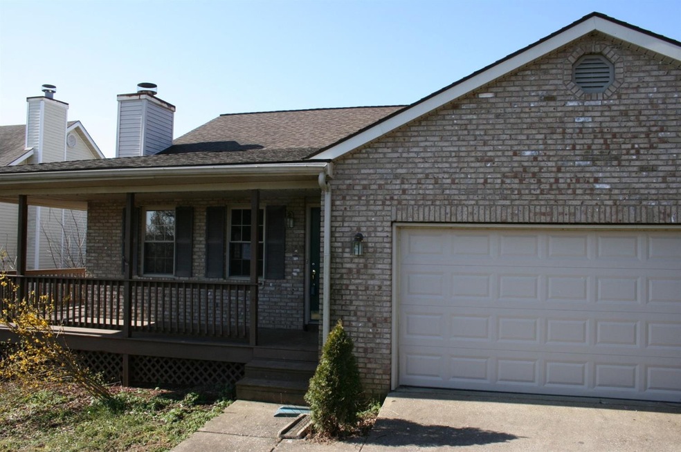 112 Valhalla Ct, Frankfort, KY 40601 - photo 1