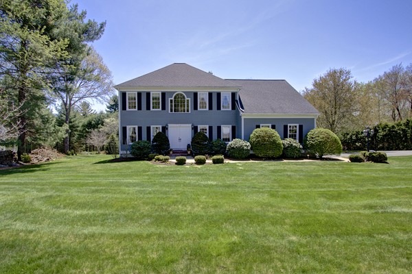 17 Darlene Dr, Southborough, MA 01772 - photo 1