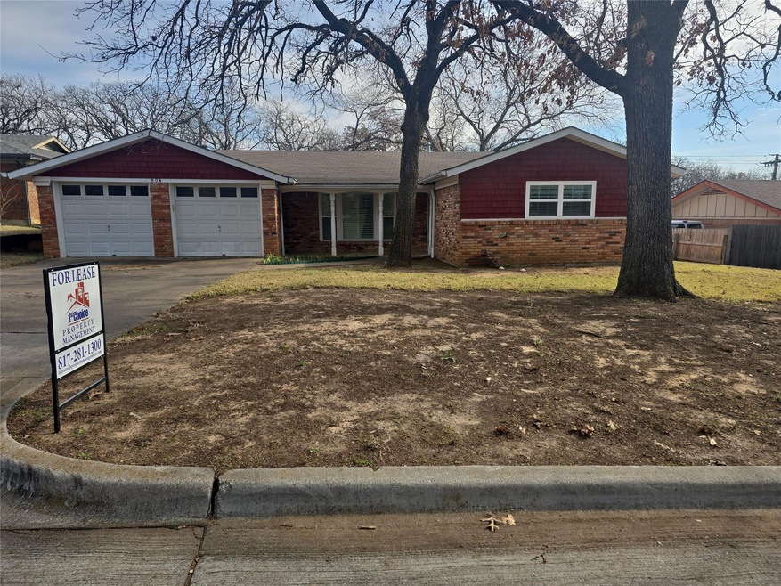 804 Patti Dr, Bedford, TX 76022 - photo 1