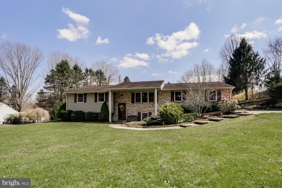 7325 Brangles Rd, Marriottsville, MD 21104 - photo 1