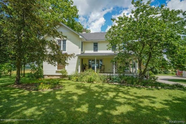 Traditional farm house feel with 2 story addition 