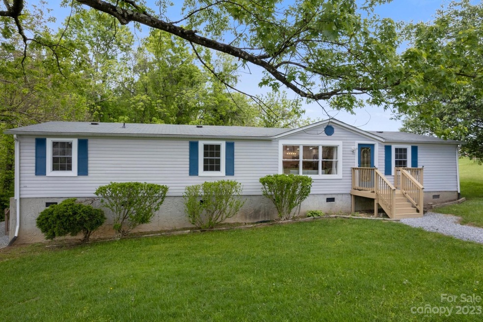 57 Bittersweet Dr, Hendersonville, NC 28792 - photo 1