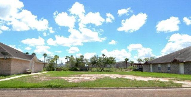 2304 Kimberly Ln, Edinburg, TX 78541 - photo 1
