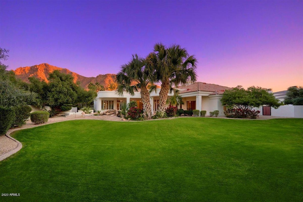 Camelback Mountain Views