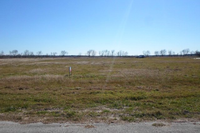 000 Drive Martin Luther King Junior Dr, Bay City, TX 77414 - photo 1