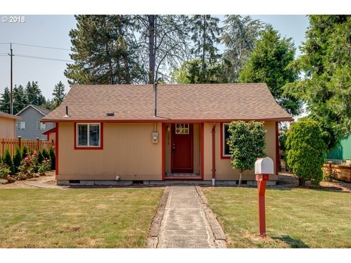 1015 S Chehalem St, Newberg, OR 97132 - photo 1