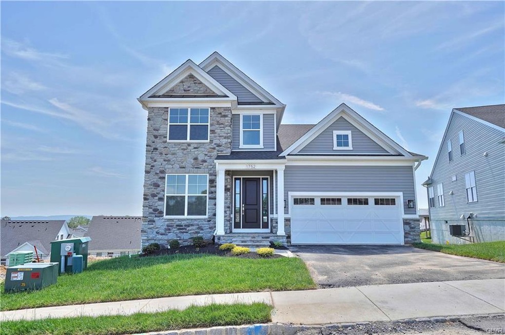 Welcome to 1752 Franklin Way. Regency at South Whi